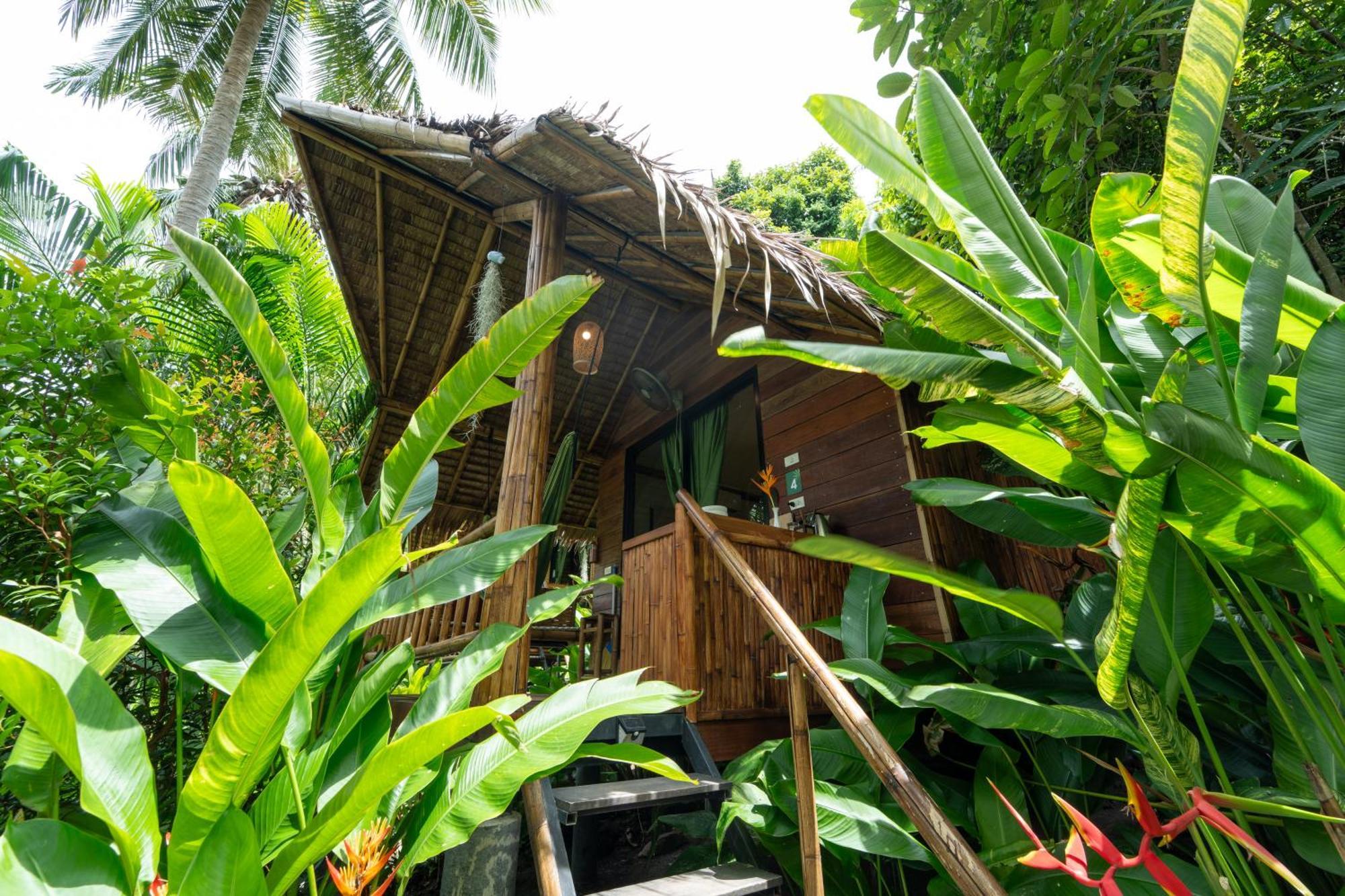 Bamboo Bay Eco Resort Srithanu Exterior photo